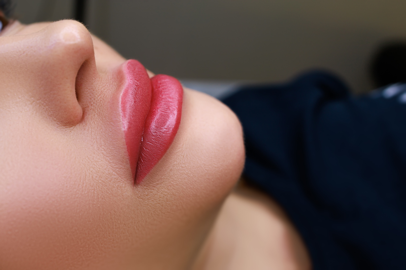 model's lips on which permanent lip makeup was performed lip tat